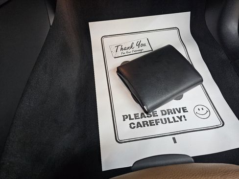 Used 2011 BMW 335i Convertible w/ M Sport Pkg image 35