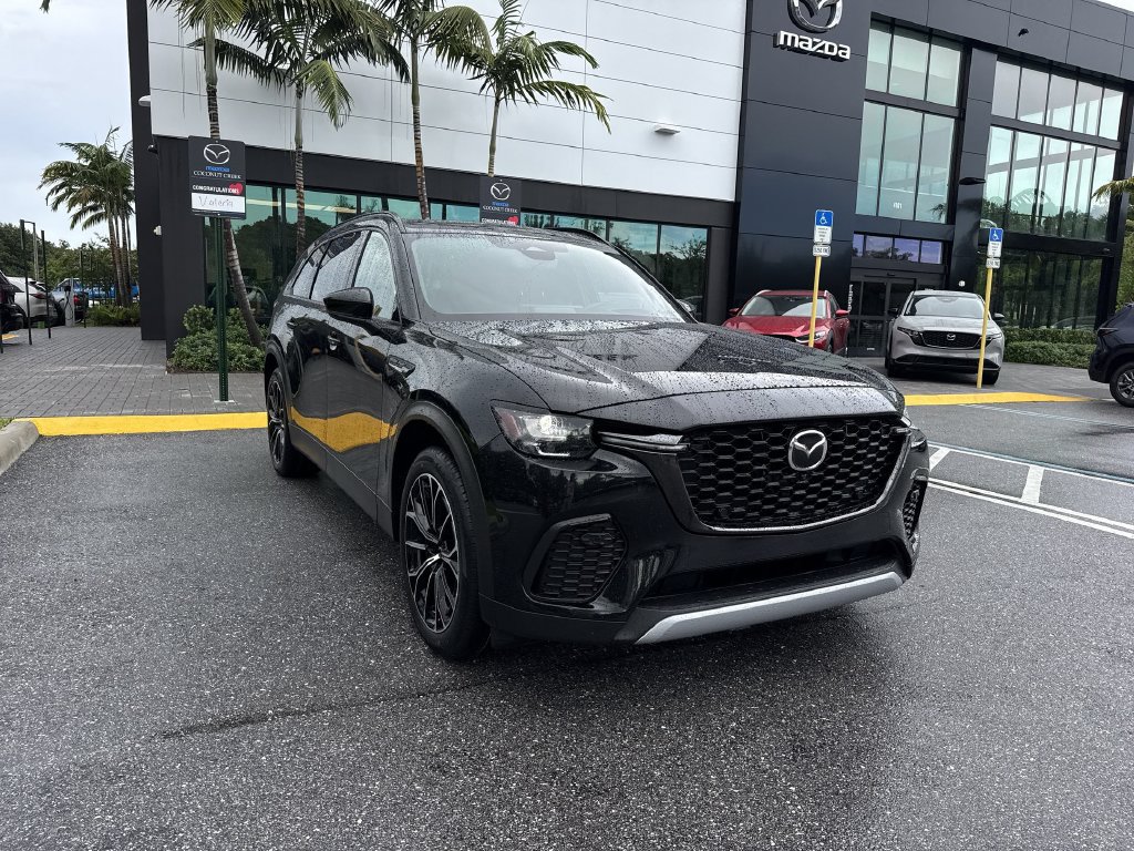 Certified 2025 MAZDA CX-70 Plug-In Hybrid w/ Premium Plus AWD/4WD image 7