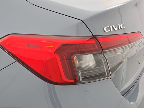 Certified 2024 Honda Civic Sport image 33