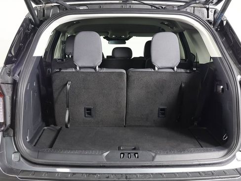 Used 2025 Ford Explorer Active image 19