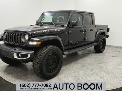 Used 2025 Jeep Gladiator Sport