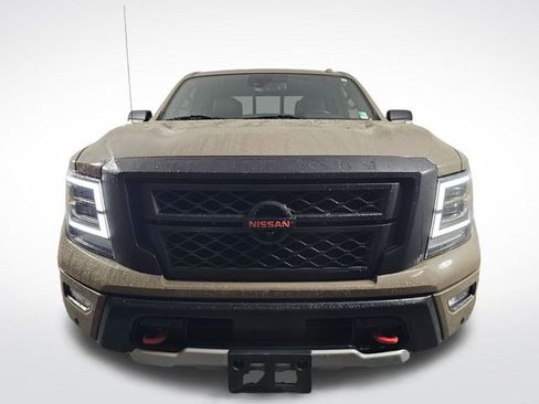 Used 2020 Nissan Titan PRO-4X w/ Pro-4x Convenience Package image 2