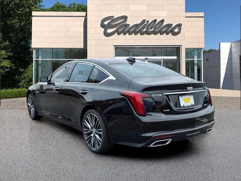 New 2026 Cadillac CT5 V image 3