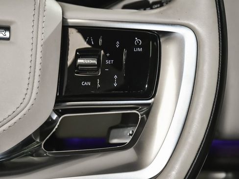 Used 2023 Land Rover Range Rover SE image 44