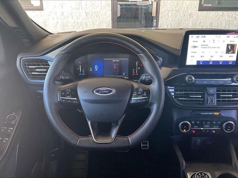 Used 2024 Ford Escape ST-Line image 6