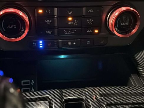 Used 2019 Ford F150 Raptor w/ Equipment Group 802A Luxury AWD/4WD image 27