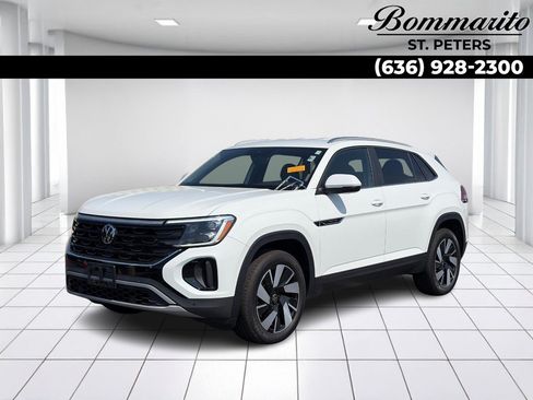 Used 2024 Volkswagen Atlas Cross Sport SE AWD/4WD image 1