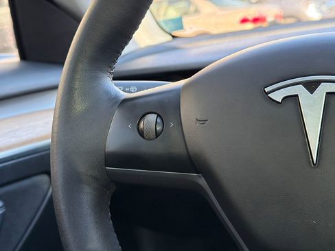 Used 2023 Tesla Model 3 Standard Range image 21