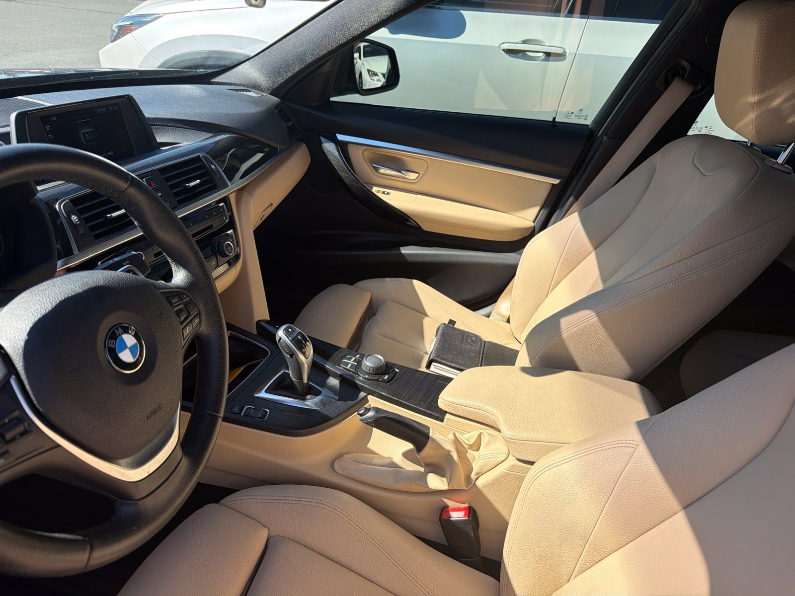 Used 2018 BMW 330i Sedan RWD image 6