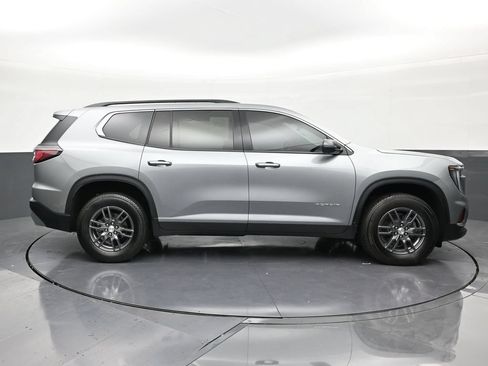 Used 2026 GMC Acadia Elevation FWD image 6