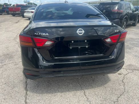 Used 2021 Nissan Altima 2.5 SV FWD image 6