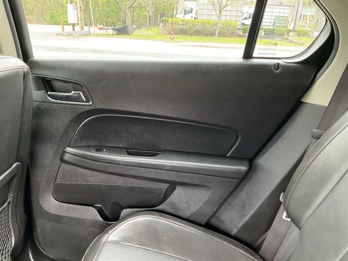 Used 2017 Chevrolet Equinox LT w/ Midnight Edition FWD image 15