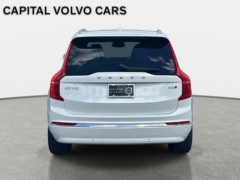 Certified 2023 Volvo XC90 B6 Plus image 6