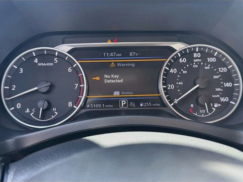 Used 2025 Nissan Sentra SR FWD image 18