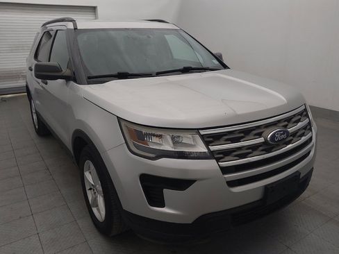 Used 2018 Ford Explorer FWD image 13