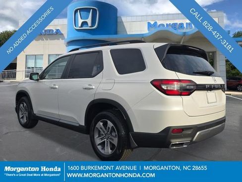 New 2026 Honda Pilot EX-L image 3