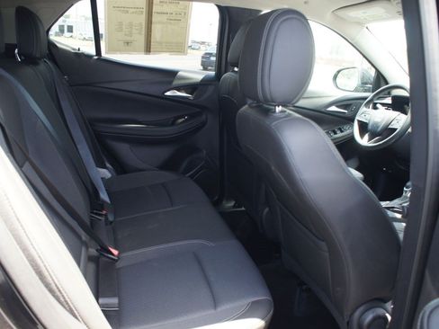 Used 2025 Buick Encore GX Preferred AWD/4WD image 18