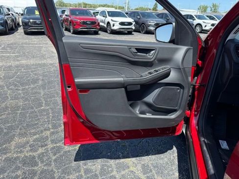 New 2025 Ford Escape Active w/ Cold Weather Package image 19