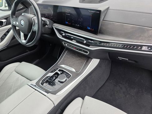 Certified 2024 BMW X5 xDrive40i w/ Premium Package image 29