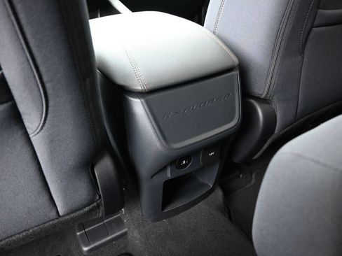 New 2026 Ford Explorer Active RWD image 19