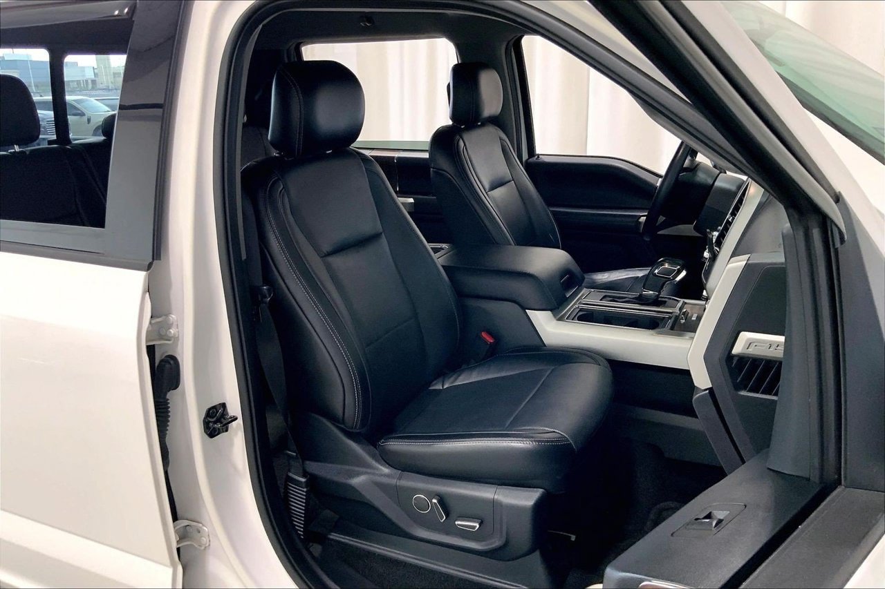 Used 2017 Ford F150 Lariat w/ Equipment Group 501A Mid RWD image 16