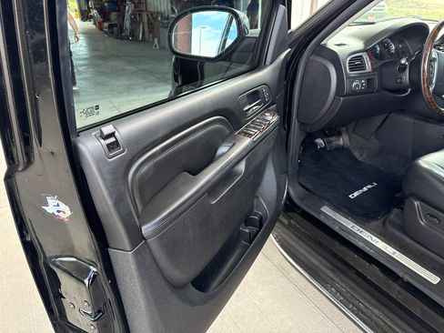 Used 2008 Buick Enclave CXL w/ Entertainment Package #4 image 20