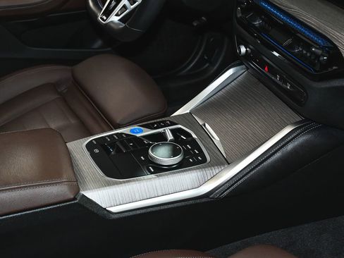 Used 2025 BMW i4 M50 w/ Premium Package image 68