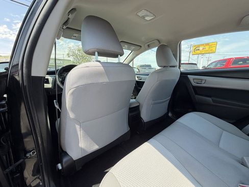 Used 2016 Toyota Corolla LE FWD image 11