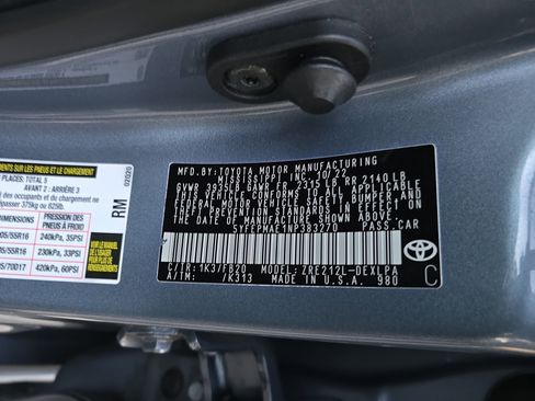 Used 2022 Toyota Corolla LE image 34