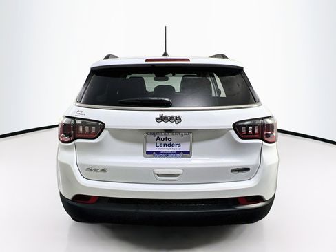 Used 2022 Jeep Compass Latitude w/ Convenience Group AWD/4WD image 6