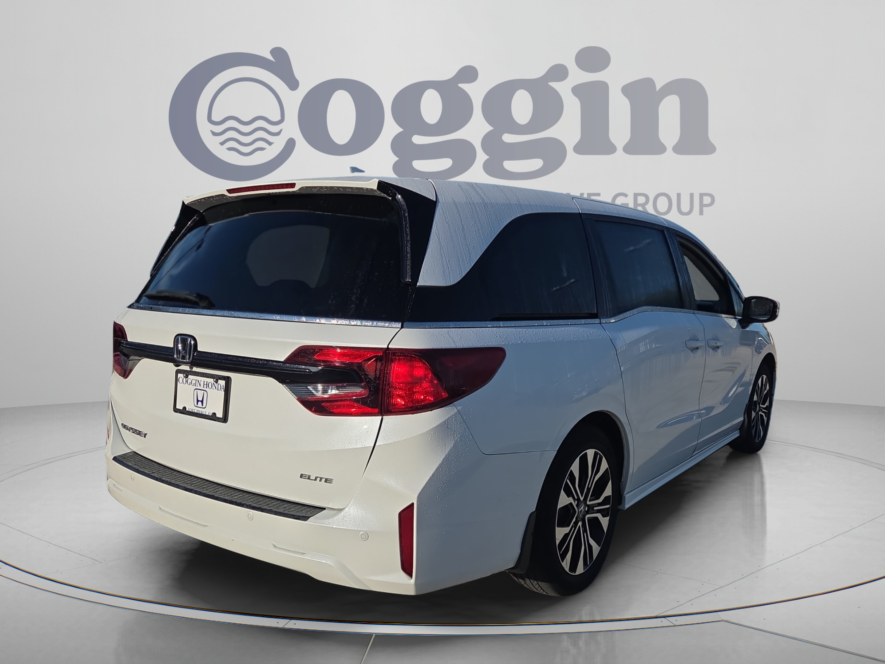 Certified 2025 Honda Odyssey Elite image 5
