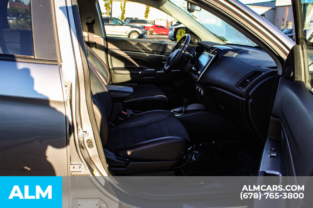 Used 2024 Mitsubishi Outlander Sport ES AWD/4WD image 17