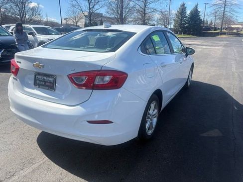 Used 2016 Chevrolet Cruze LT image 5