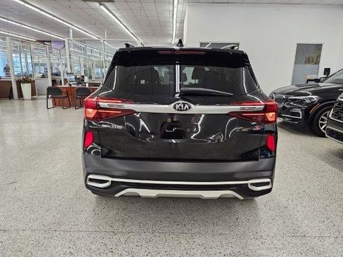 Used 2021 Kia Seltos S image 5
