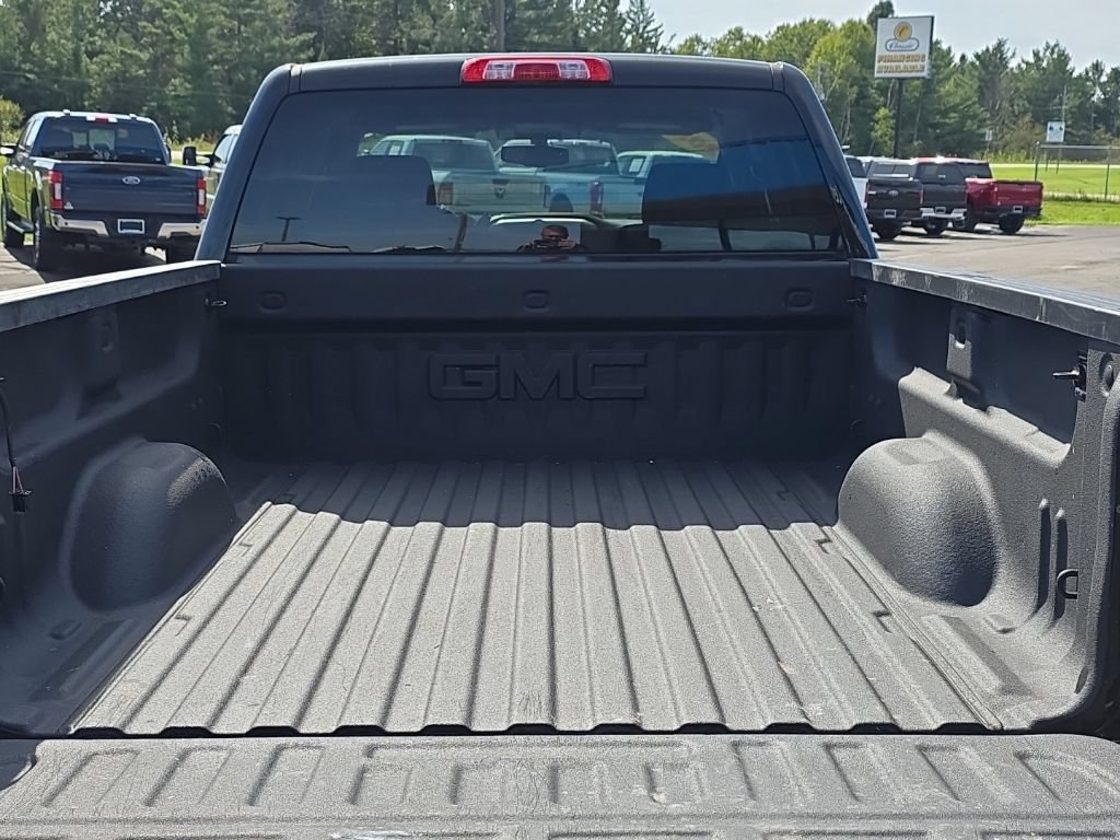Used 2018 GMC Sierra 1500 SLE w/ SLE Value Package AWD/4WD image 19
