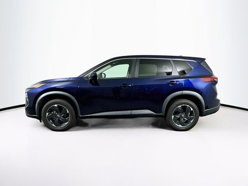 Used 2024 Nissan Rogue SV AWD/4WD image 4