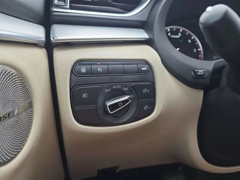 Used 2019 INFINITI QX50 Essential w/ Premium Heat Package AWD/4WD image 24