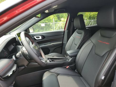 New 2026 Jeep Compass Trailhawk AWD/4WD image 5