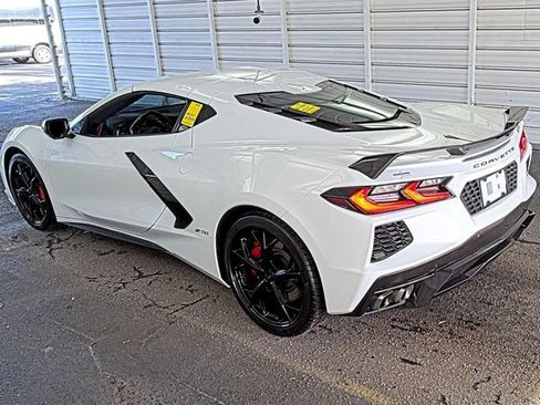 Used 2020 Chevrolet Corvette Stingray Preferred Cpe w/ 2LT Preferred Equipment Group RWD image 3