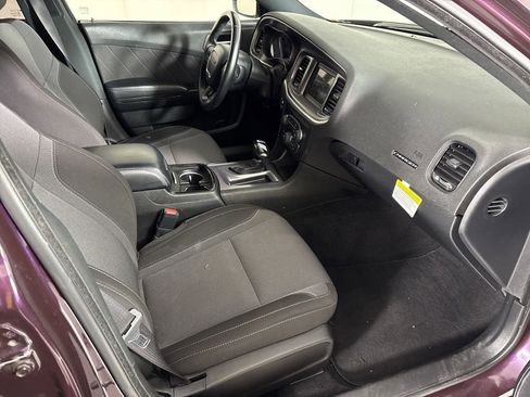 Used 2022 Dodge Charger SXT w/ Blacktop Package image 13
