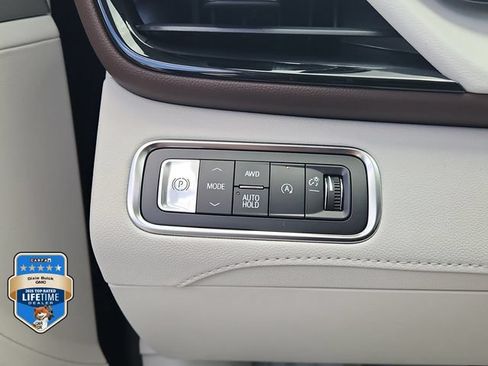 New 2026 Buick Enclave Avenir w/ Super Cruise Package AWD/4WD image 23