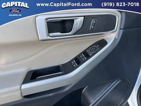 Certified 2022 Ford Explorer XLT w/ Equipment Group 202A image 20