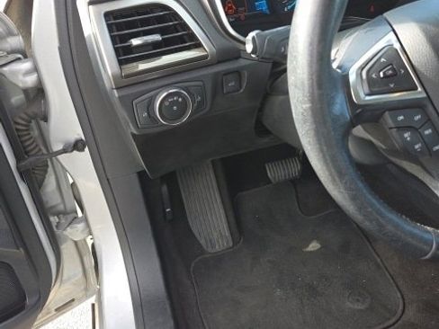 Used 2019 Ford Fusion SEL image 10