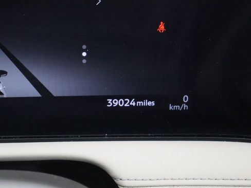 Used 2023 Nissan Ariya FWD image 38