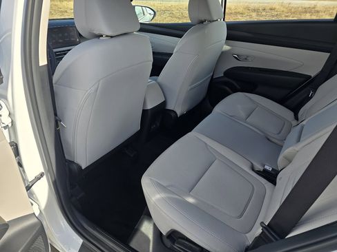 New 2026 Hyundai Tucson SE image 15