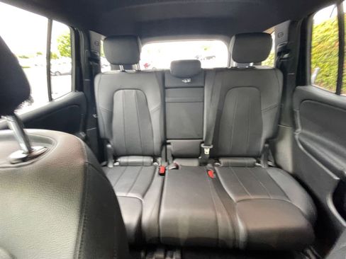 Used 2024 Mercedes-Benz GLB 250 image 42