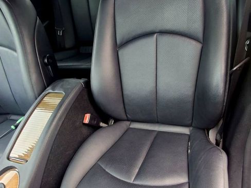 Used 2009 Mercedes-Benz E 350 Sedan image 6