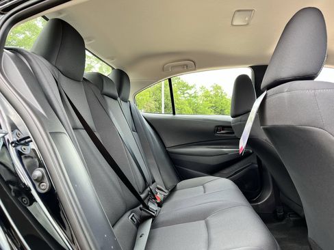 Used 2026 Toyota Corolla LE FWD image 26
