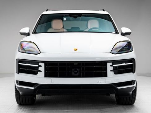 New 2026 Porsche Cayenne image 28