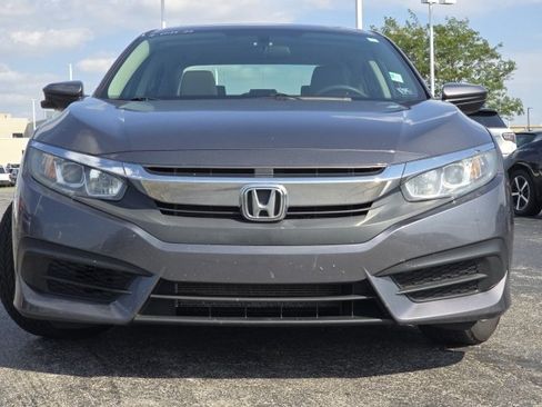 Used 2016 Honda Civic EX image 10